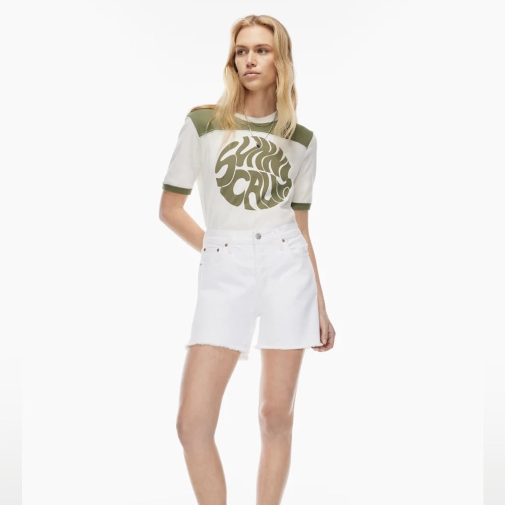 NWT ARITZIA DENIM FORUM The Yoko Mid Thigh Short (26)